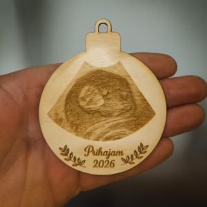 Okrasek dojenček na poti