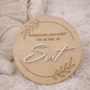 Oznanitvena tablica z imenom